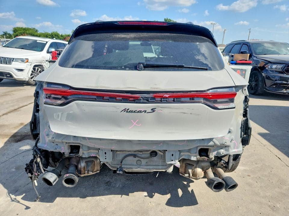 2021 PORSCHE MACAN S 6