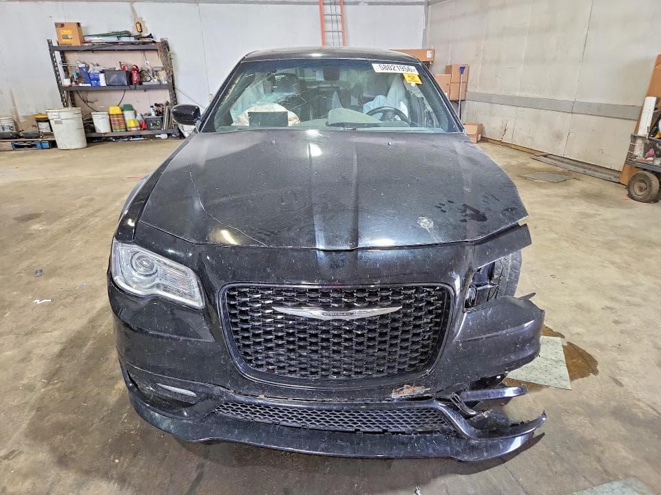 2017 CHRYSLER 300 S 5