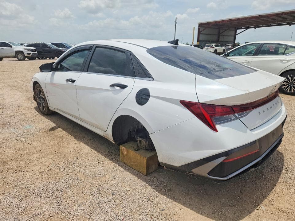 2024 HYUNDAI ELANTRA LIMITED 2