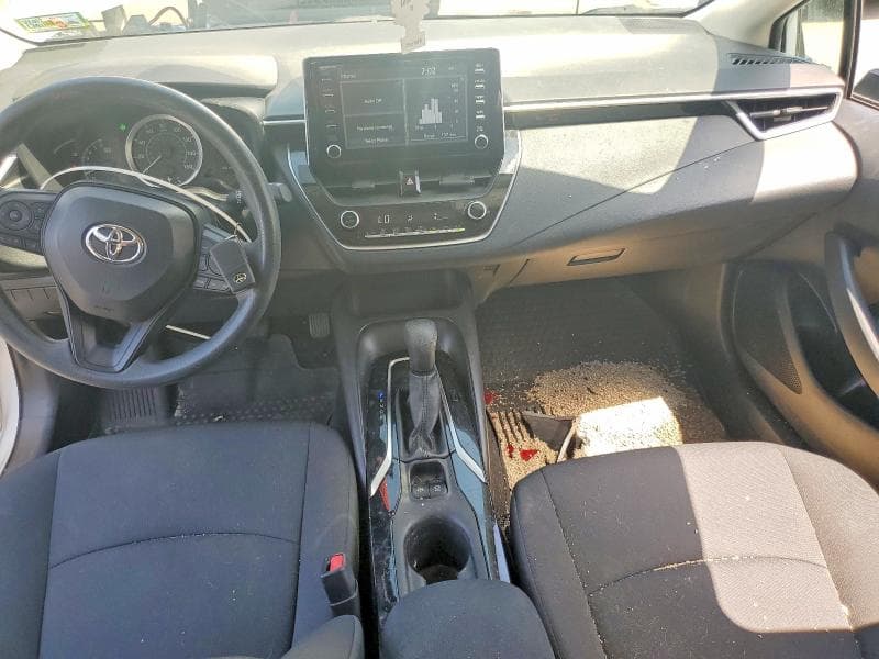 2020 TOYOTA COROLLA LE 8