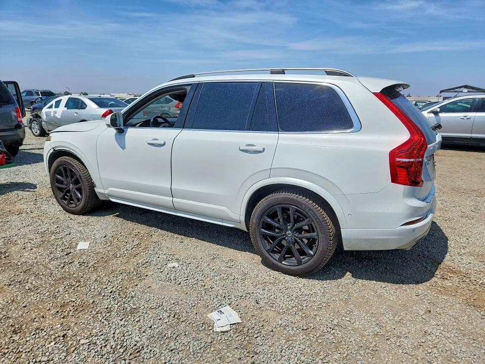 2018 VOLVO XC90 T6 2