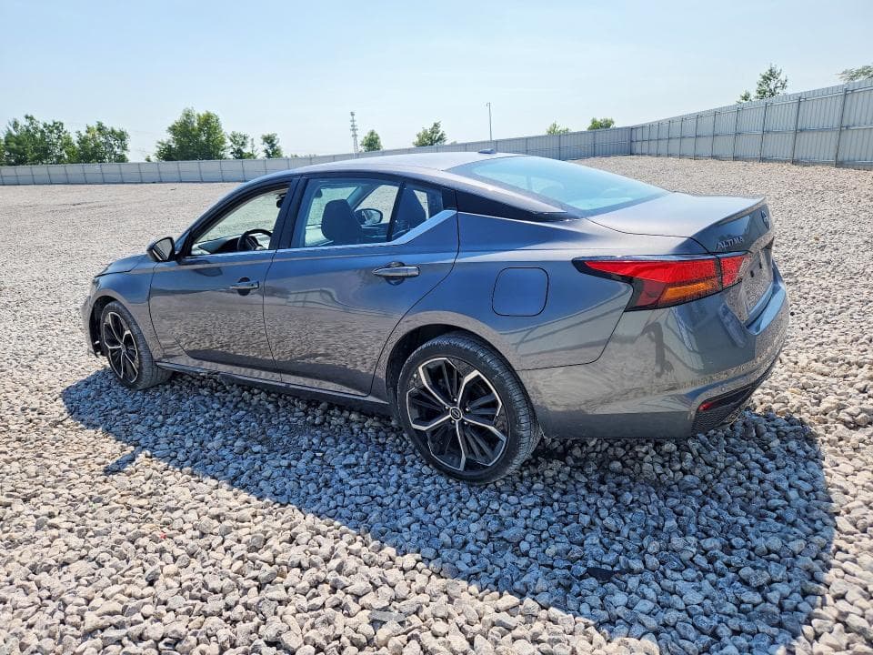 2025 NISSAN ALTIMA SR 2
