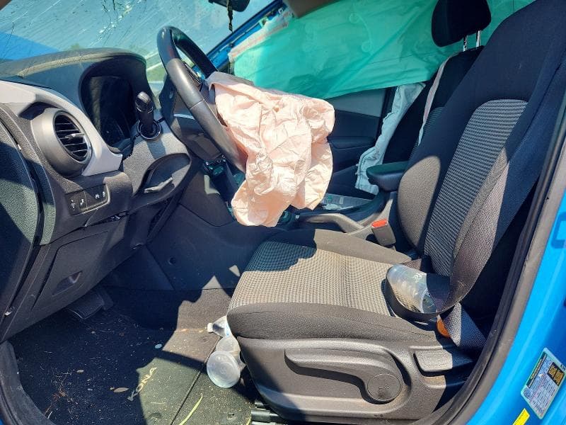 2019 HYUNDAI KONA SEL 7