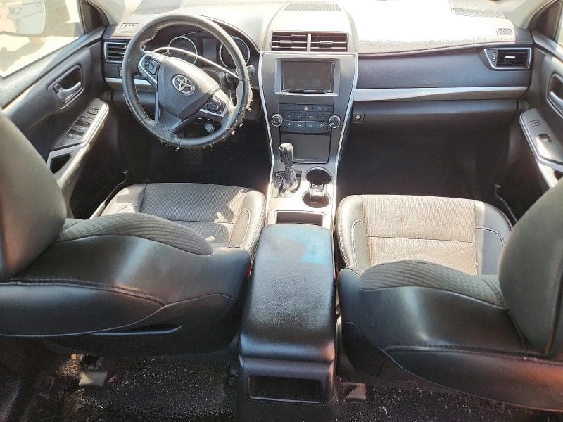 2017 TOYOTA CAMRY SE 8