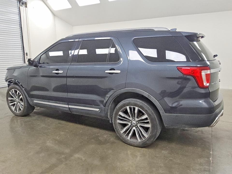 2017 FORD EXPLORER PLATINUM 2