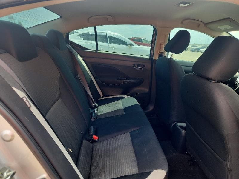 2021 NISSAN VERSA SV 10