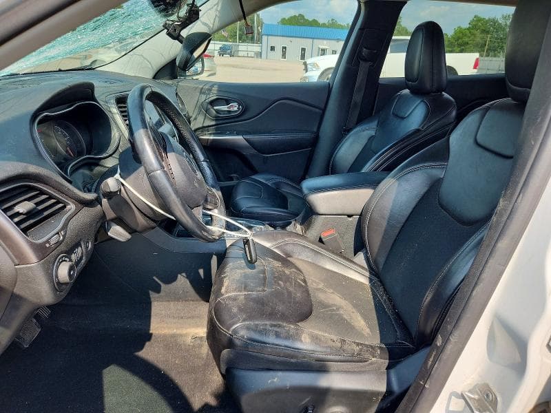 2019 JEEP CHEROKEE LATITUDE PLUS 7