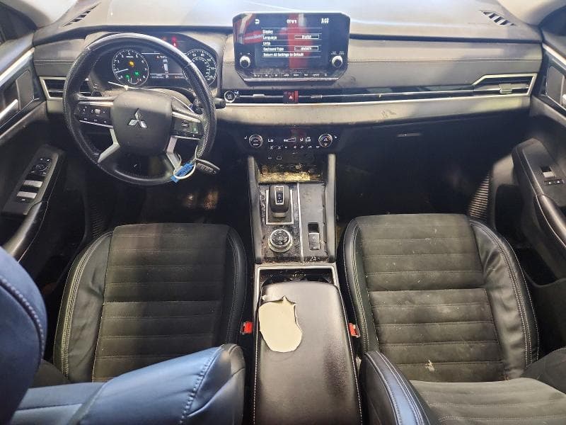 2022 MITSUBISHI OUTLANDER SE 8