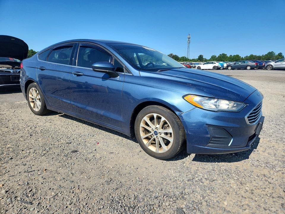 2019 FORD FUSION SE 4