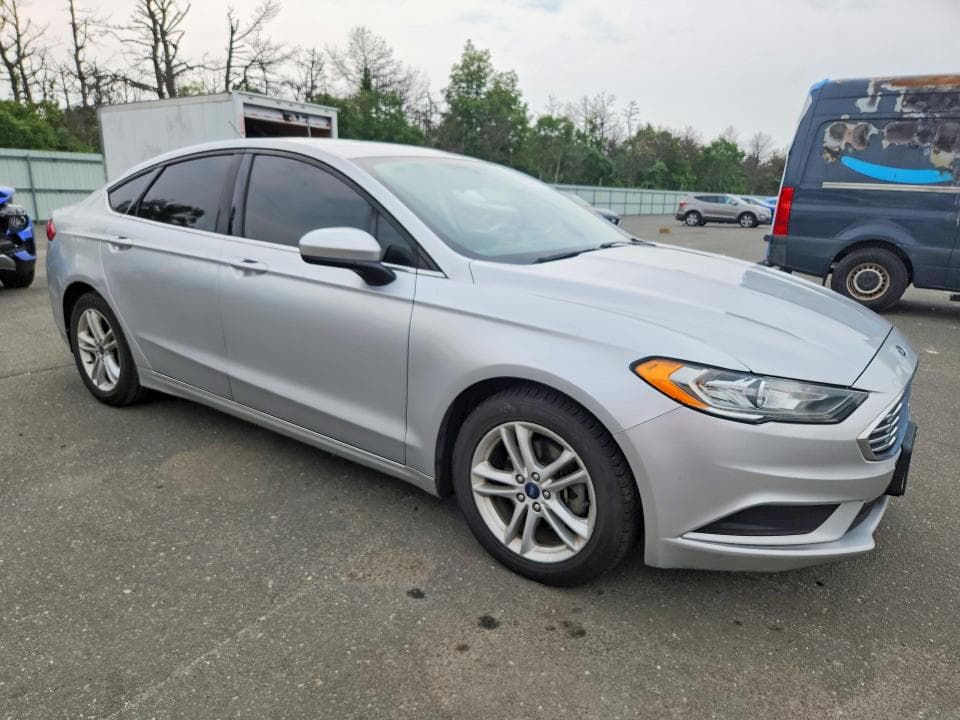 2018 FORD FUSION SE 4