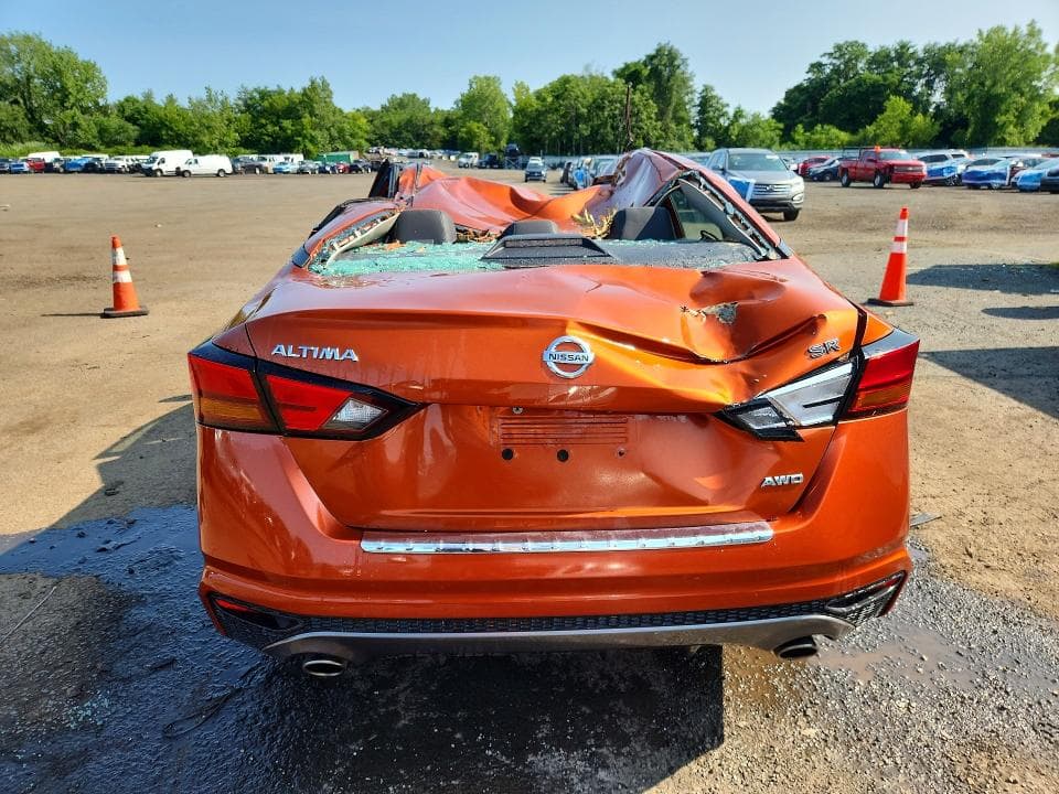 2019 NISSAN ALTIMA SR 6