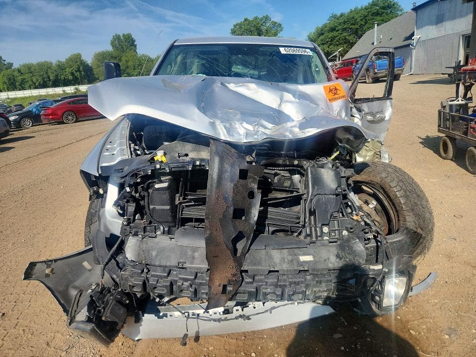 2017 RAM 1500 SPORT 5