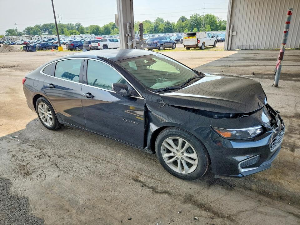 2017 CHEVROLET MALIBU LT 4