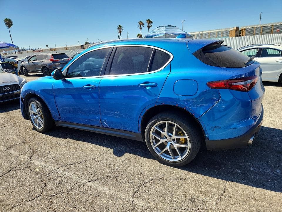 2019 ALFA ROMEO STELVIO BASE 2
