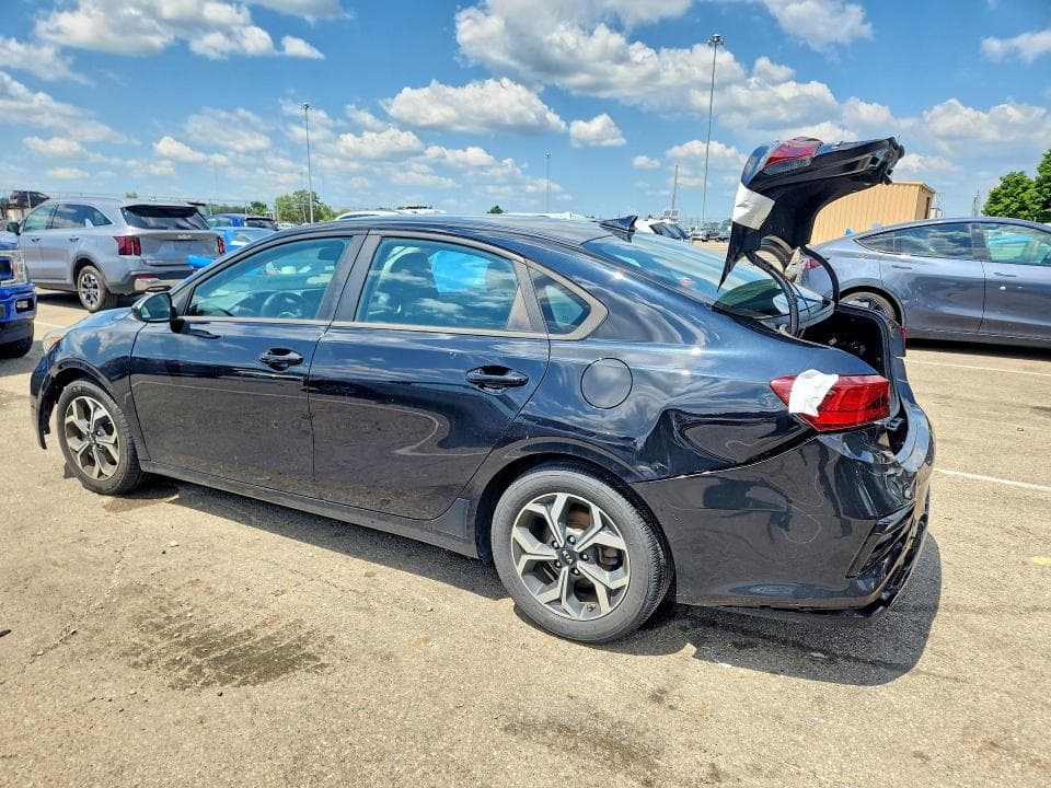 2021 KIA FORTE LXS 2