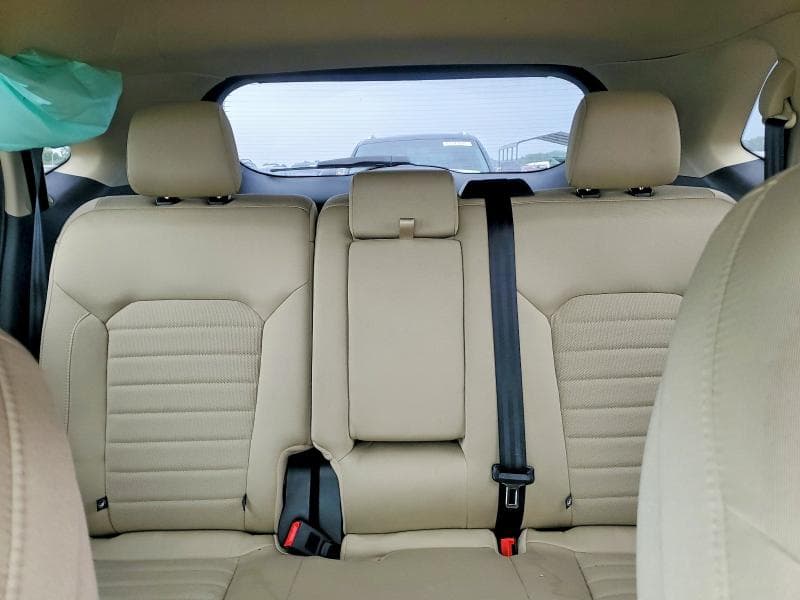 2018 FORD EDGE SE 10