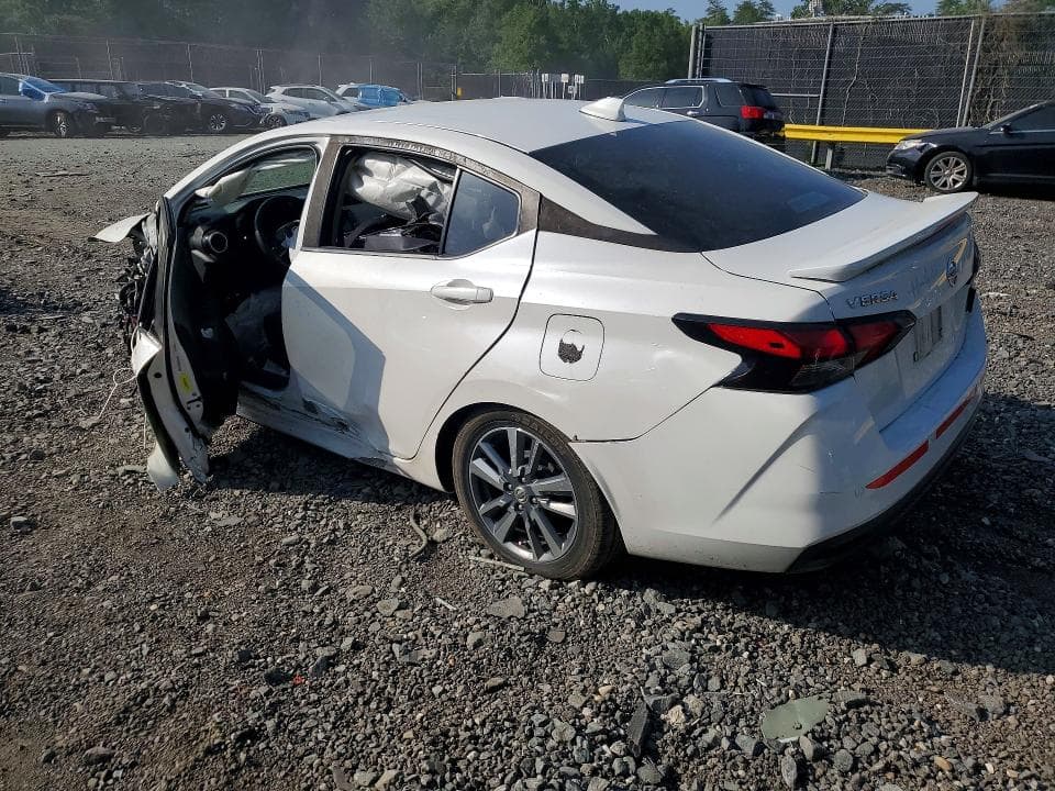 2021 NISSAN VERSA SV 2