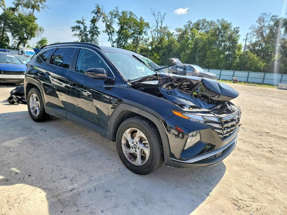 2024 HYUNDAI TUCSON SEL 4