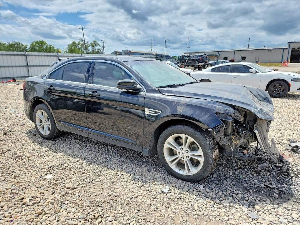 2018 FORD TAURUS SEL 4