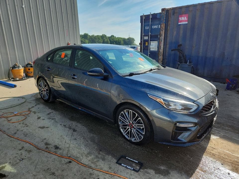 2021 KIA FORTE GT 4