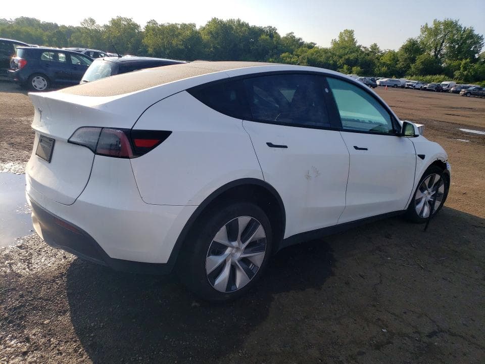 2023 TESLA MODEL Y 3