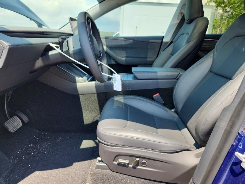 2026 TESLA MODEL Y 7