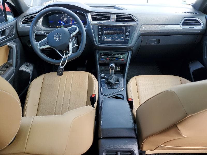 2023 VOLKSWAGEN TIGUAN SE 8