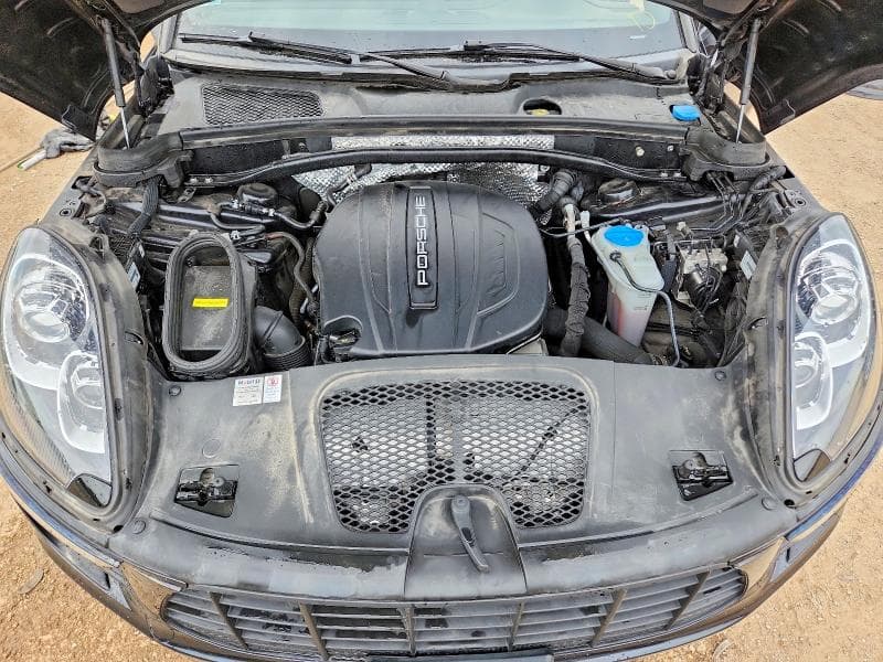 2018 PORSCHE MACAN 11