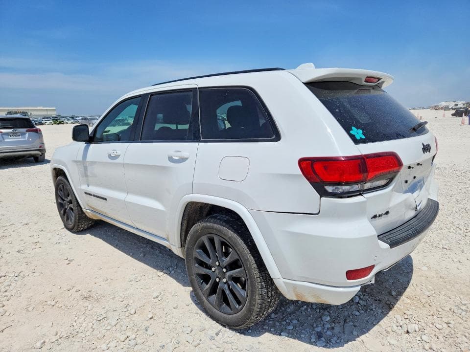 2021 JEEP GRAND CHEROKEE LAREDO 2
