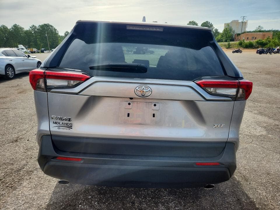 2023 TOYOTA RAV4 XLE PREMIUM 6