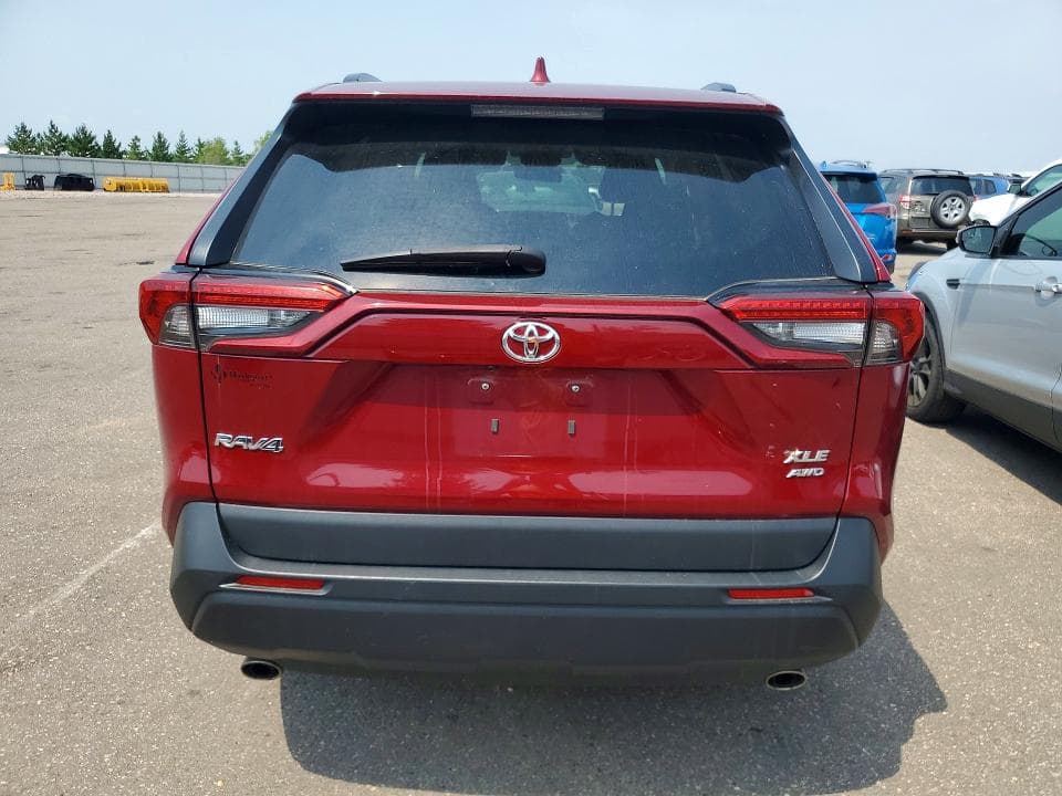 2023 TOYOTA RAV4 XLE 6