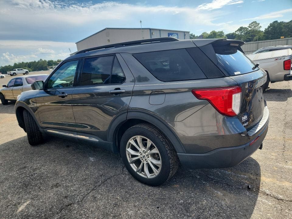 2020 FORD EXPLORER XLT 2