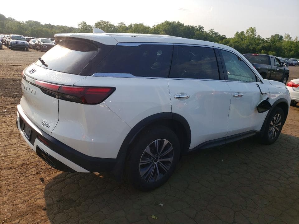2022 INFINITI QX60 PURE 3