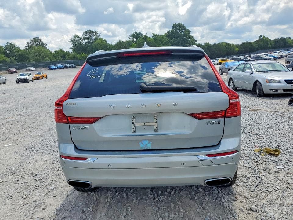 2018 VOLVO XC60 T8 INSCRIPTION 6