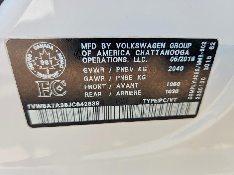 2018 VOLKSWAGEN PASSAT SE 13