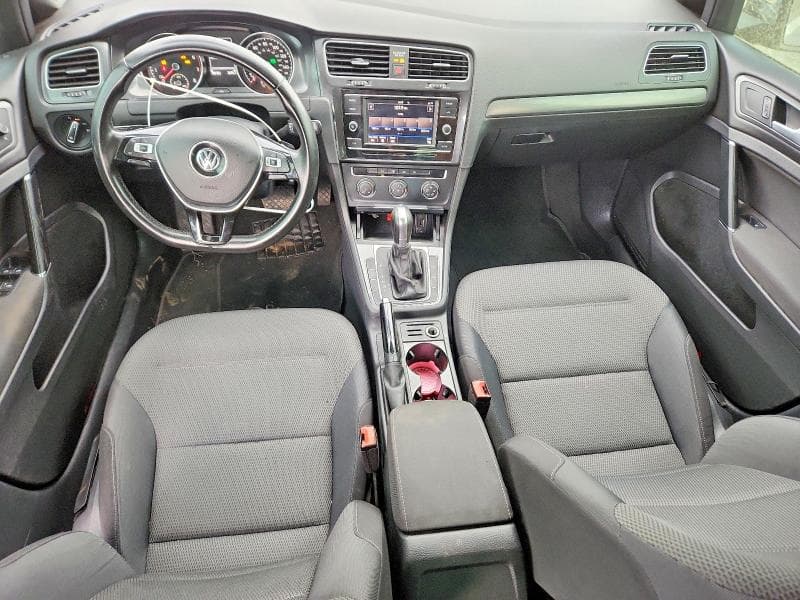 2019 VOLKSWAGEN GOLF S 8