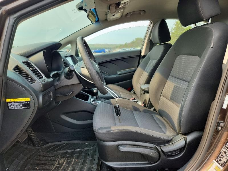 2017 KIA FORTE LX 7