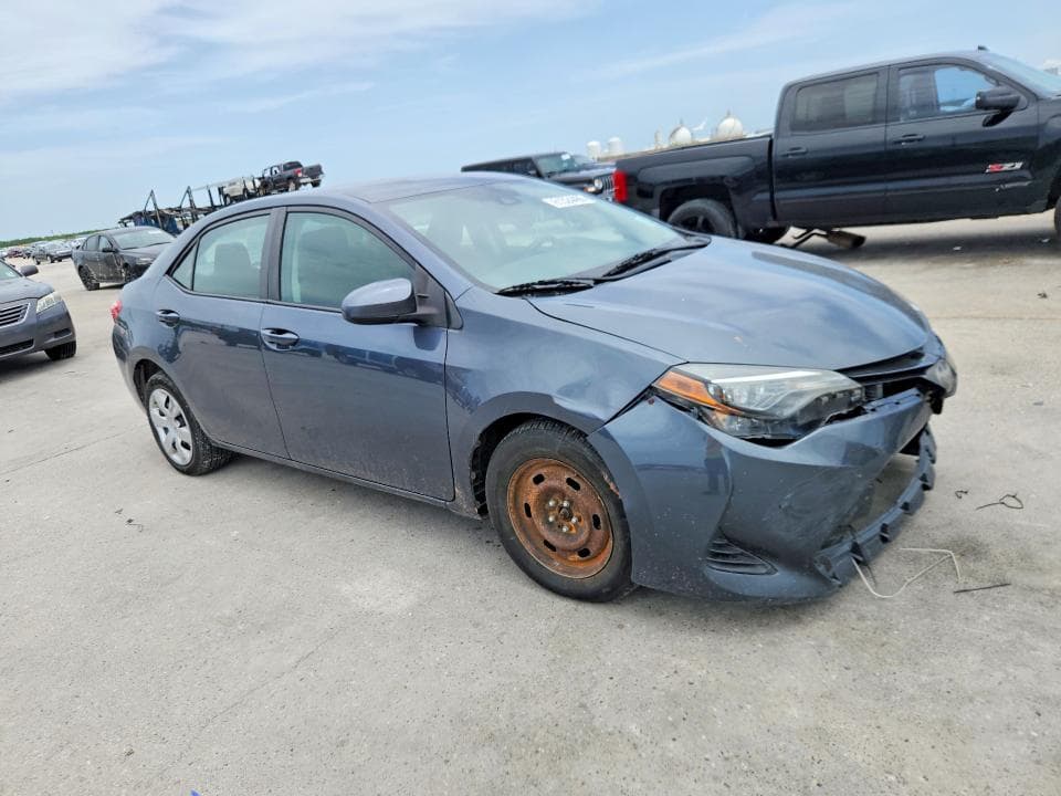 2019 TOYOTA COROLLA LE 4
