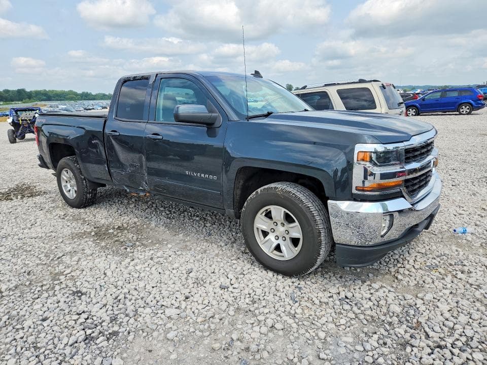 2017 CHEVROLET SILVERADO K1500 LT 4