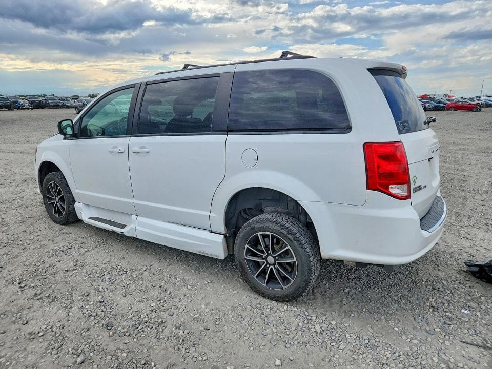 2019 DODGE GRAND CARAVAN GT 2