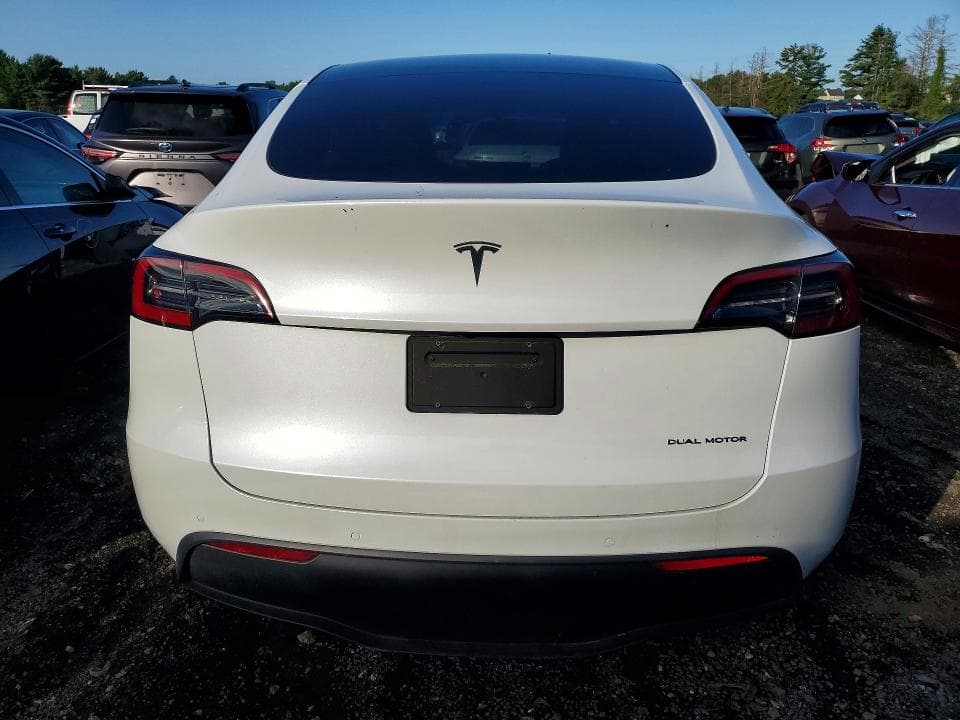2021 TESLA MODEL Y 6