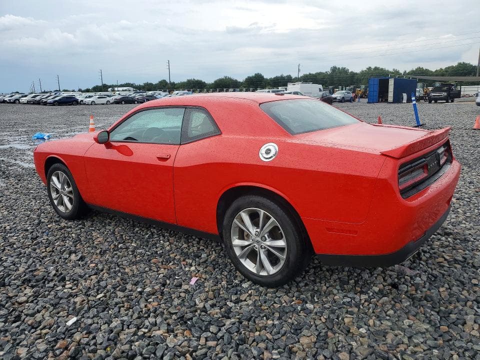 2022 DODGE CHALLENGER SXT 2