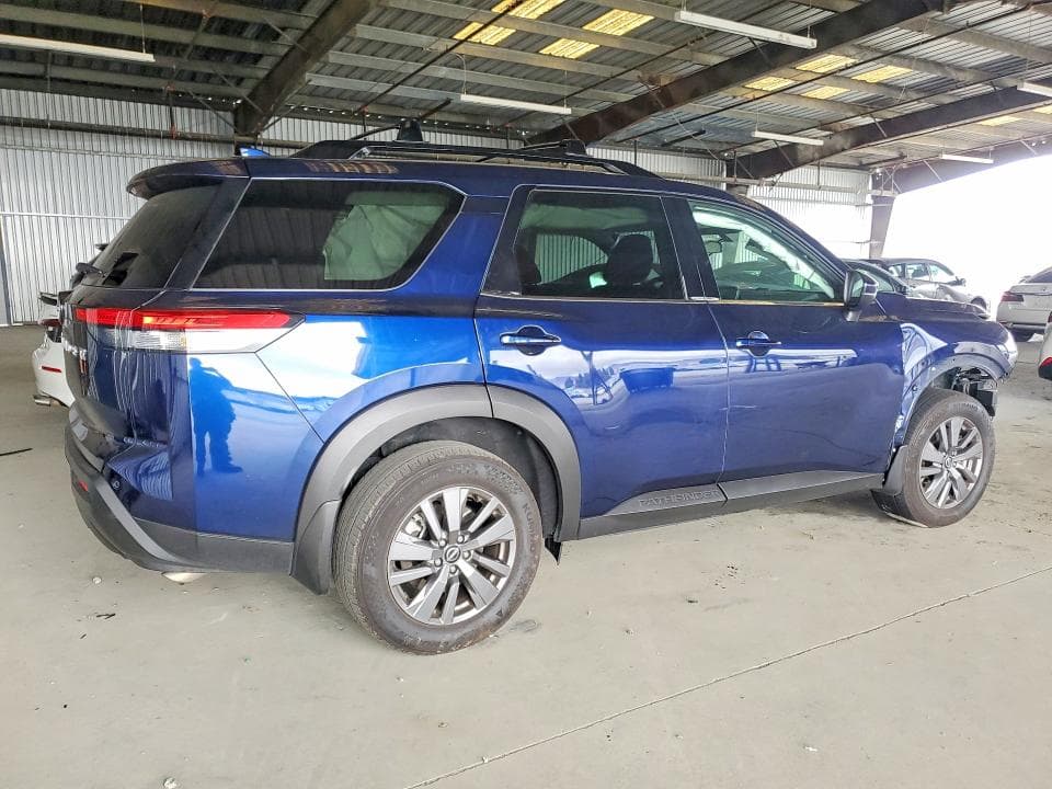 2025 NISSAN PATHFINDER SV 3