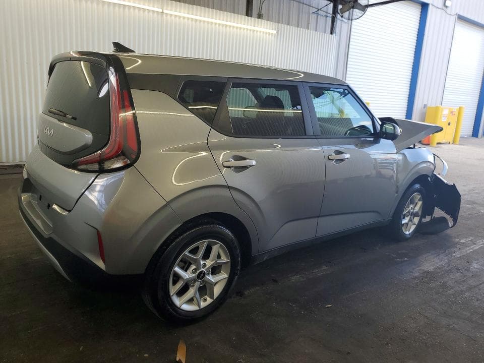 2025 KIA SOUL LX 3