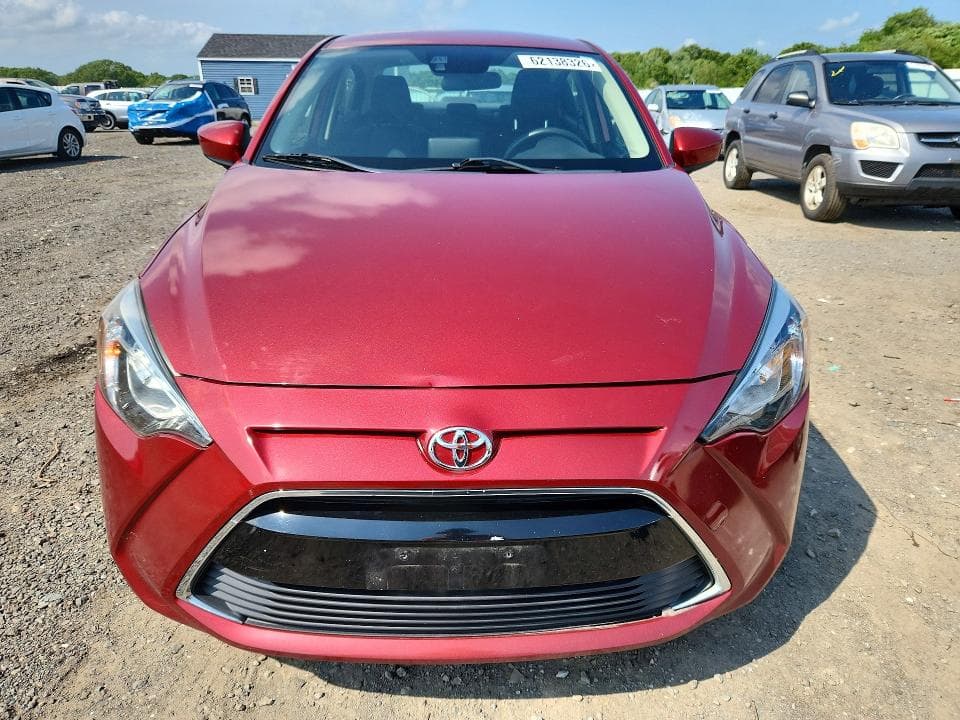 2018 TOYOTA YARIS IA BASE 5