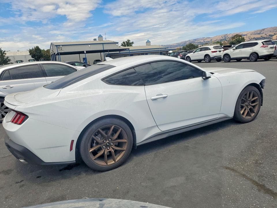 2025 FORD MUSTANG 3