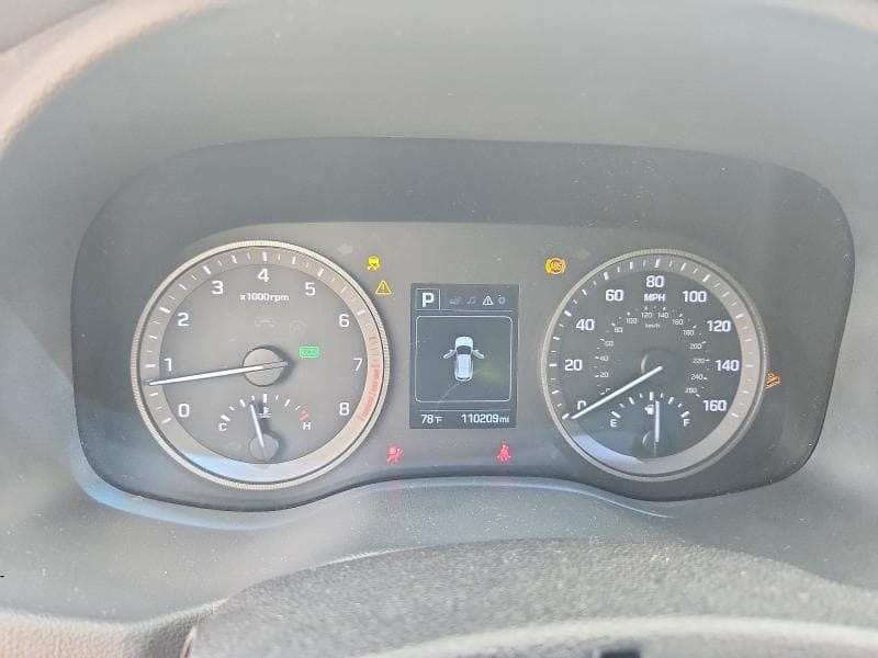2017 HYUNDAI TUCSON SE 9