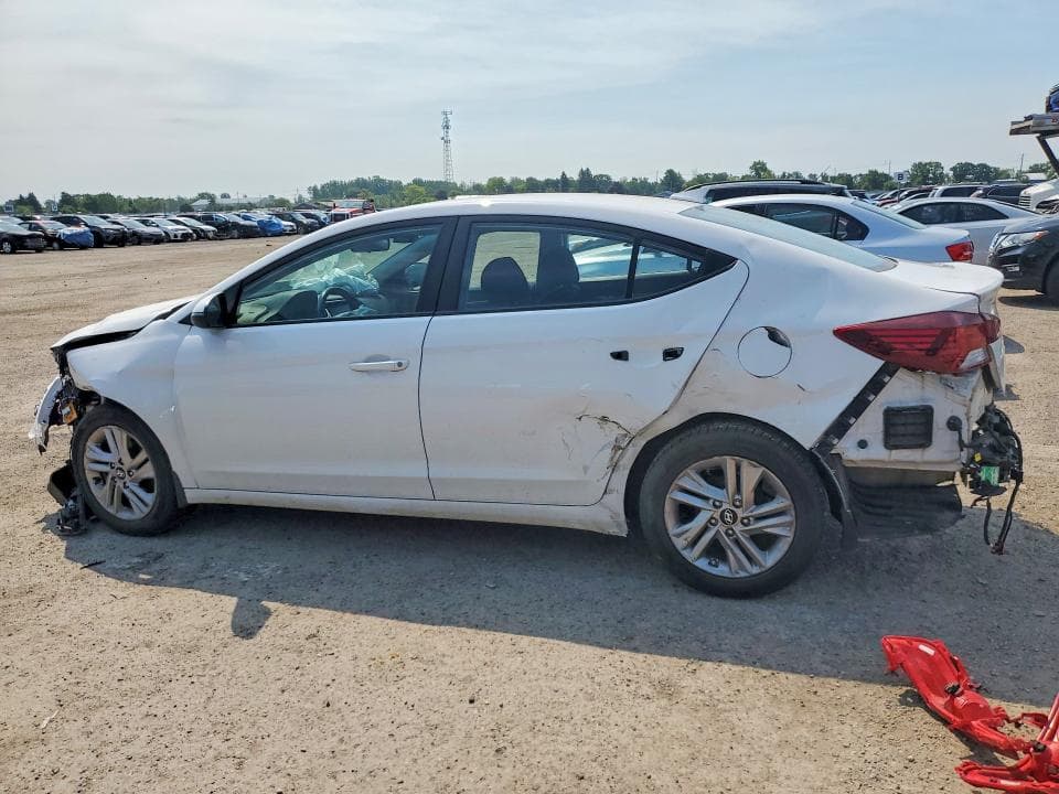 2019 HYUNDAI ELANTRA SE 2