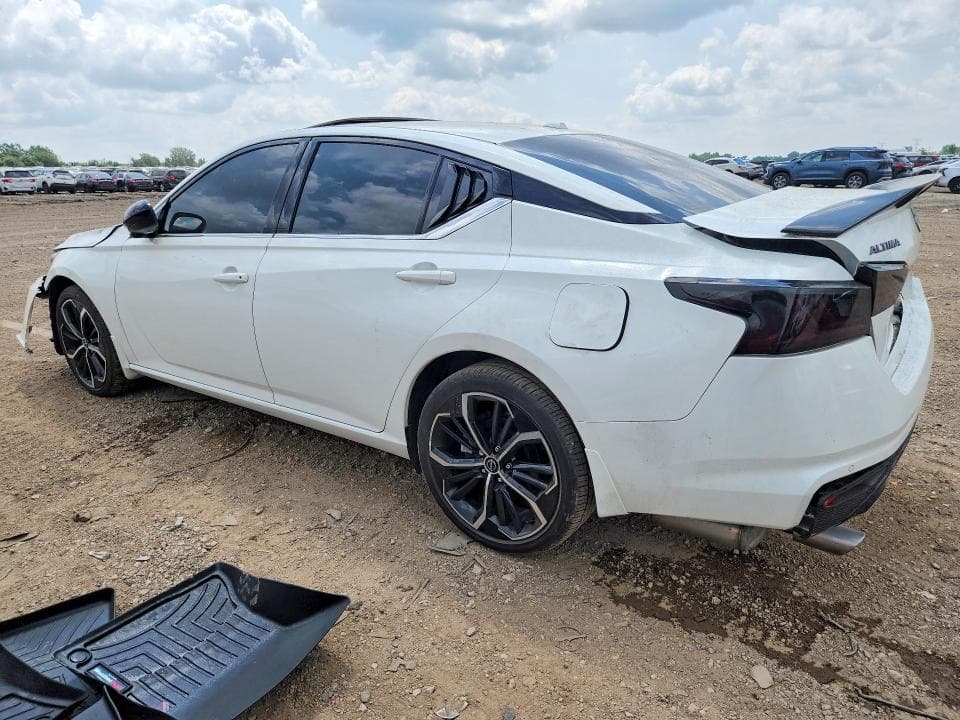 2025 NISSAN ALTIMA SR 2