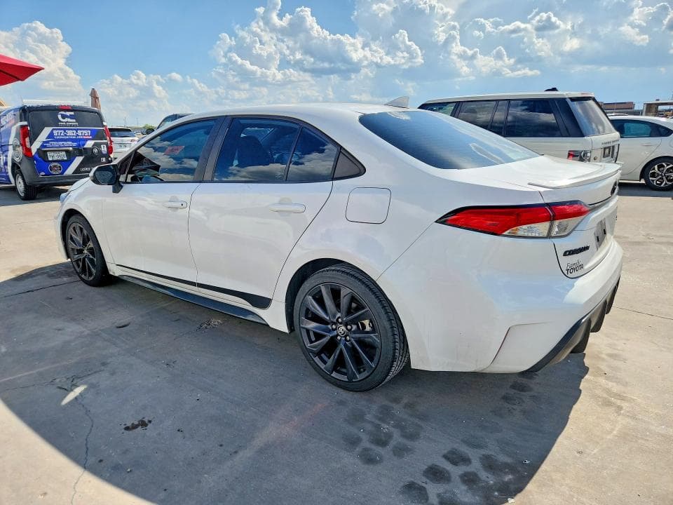 2023 TOYOTA COROLLA SE 2